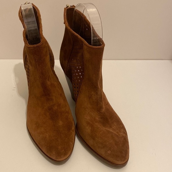 Diane Von Furstenberg Auletta Brown Chesnt suede ankle boots . Size 5 - Picture 3 of 16
